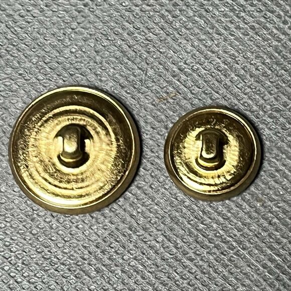 Vtg Raincoat Umbrella Buttons 2-Tone Metal Silvertone/Goldtone 7/8" & 5/8" - Picture 2 of 5
